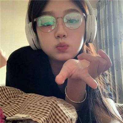 小鬼爱神驹
